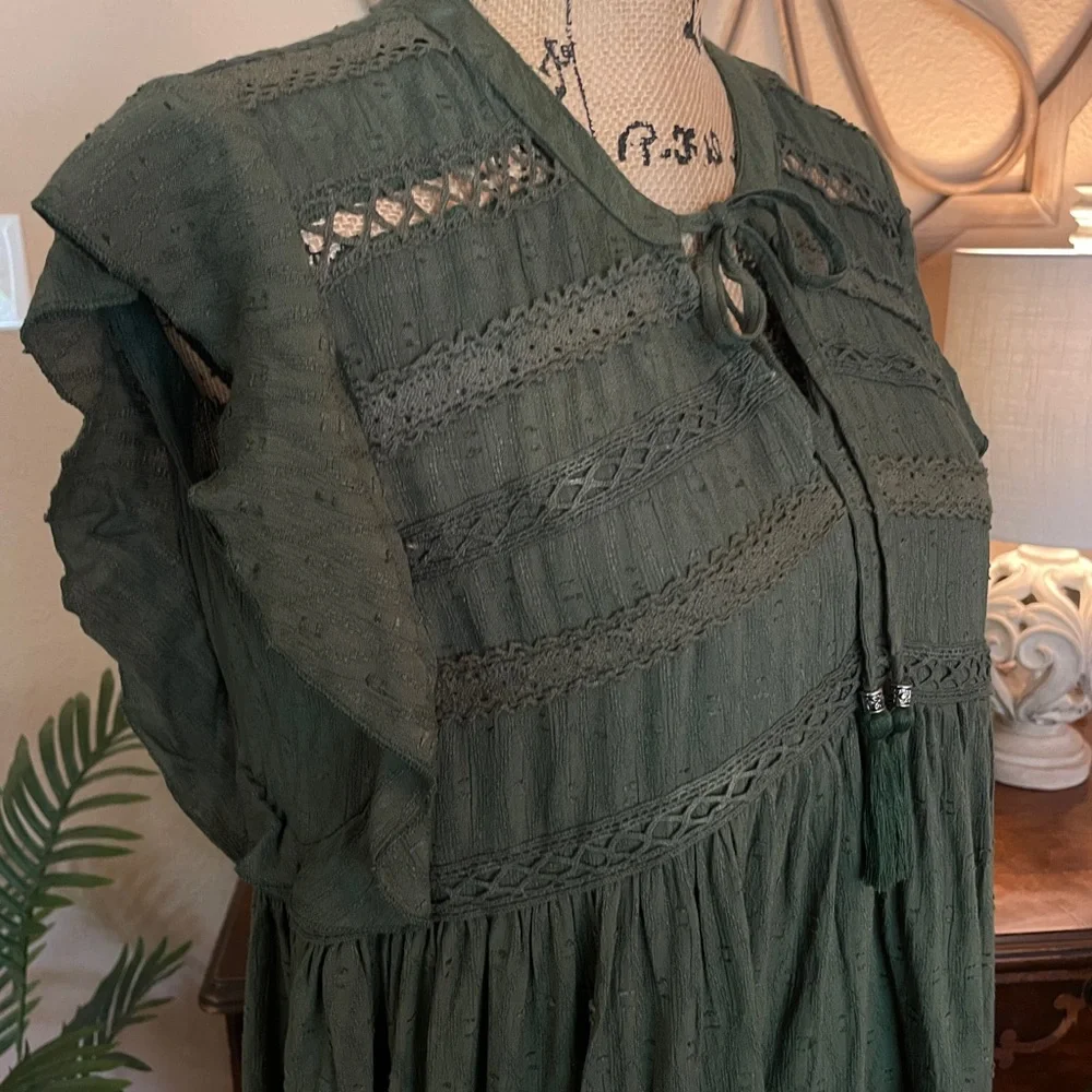 Green Ruffled Women's Dress - Picture 5 of 11